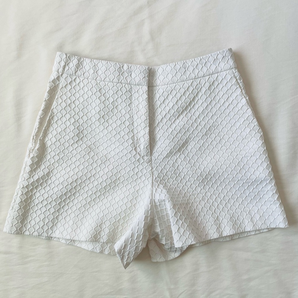 Emilio PUCCI White Textured Shorts